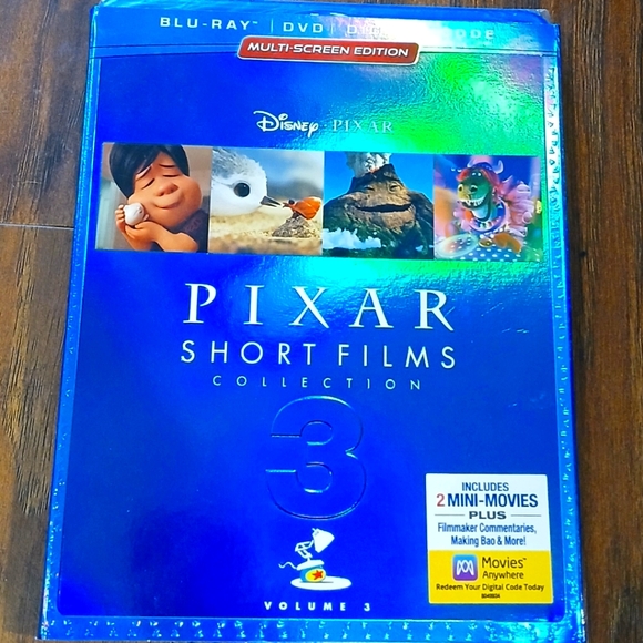 Disney Pixar PIXAR SHORT FILMS COLLECTION Vol 3 on BLU-RAY + DVD + DIGITAL HD - Picture 1 of 2